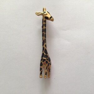 Vintage Enamel Carolee Giraffe Pin